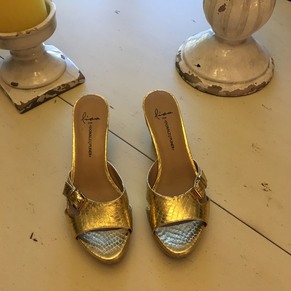 Donald Pliner Gold Sliders